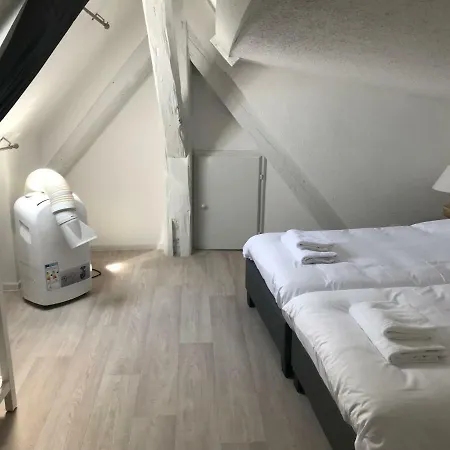 Manala Apartman *
